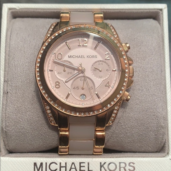 Rose Gold Michael Kors Watch - Picture 3 of 7